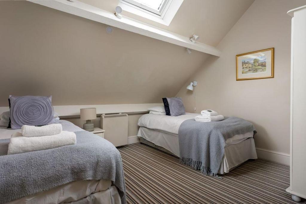 Stanton House, 6 Bedroom, 5 Bath Cheltenham Luaran gambar